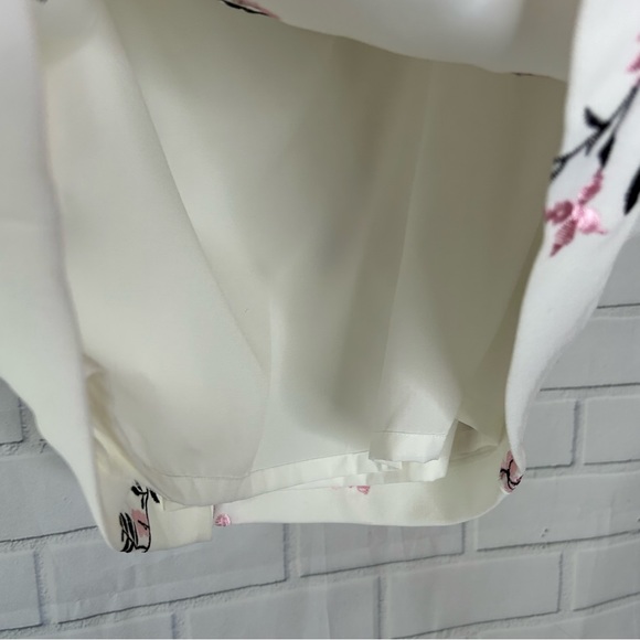 Kasper Women's Embroidered Floral Skirt size 16 - Picture 8 of 10